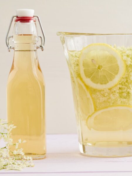 Holunderblütensirup